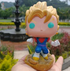 Goku Amarillo - maceta Funko Pop